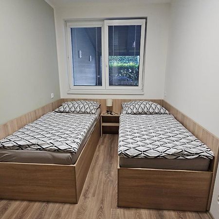 Rezidence Bělehradská Apartamento Most Exterior foto