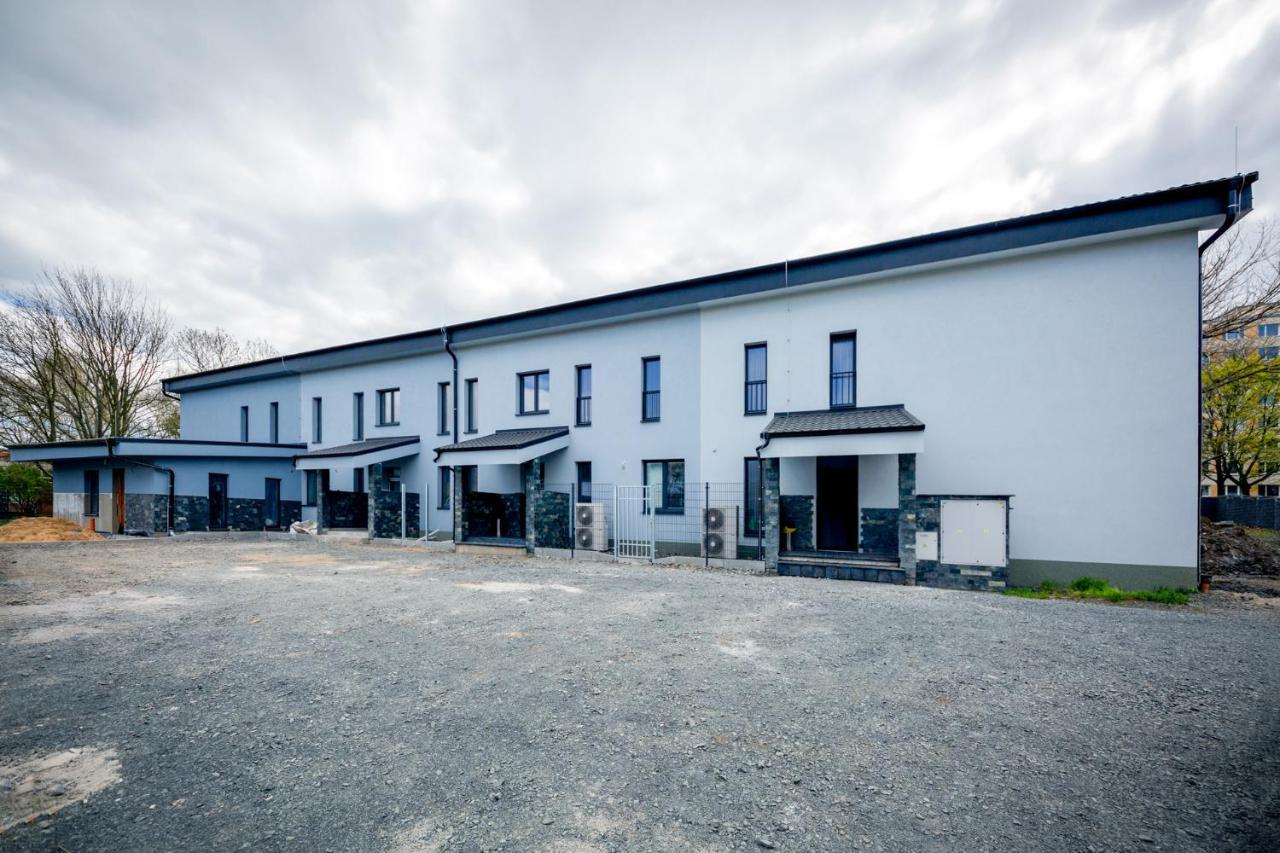 Rezidence Bělehradská Apartamento Most Exterior foto