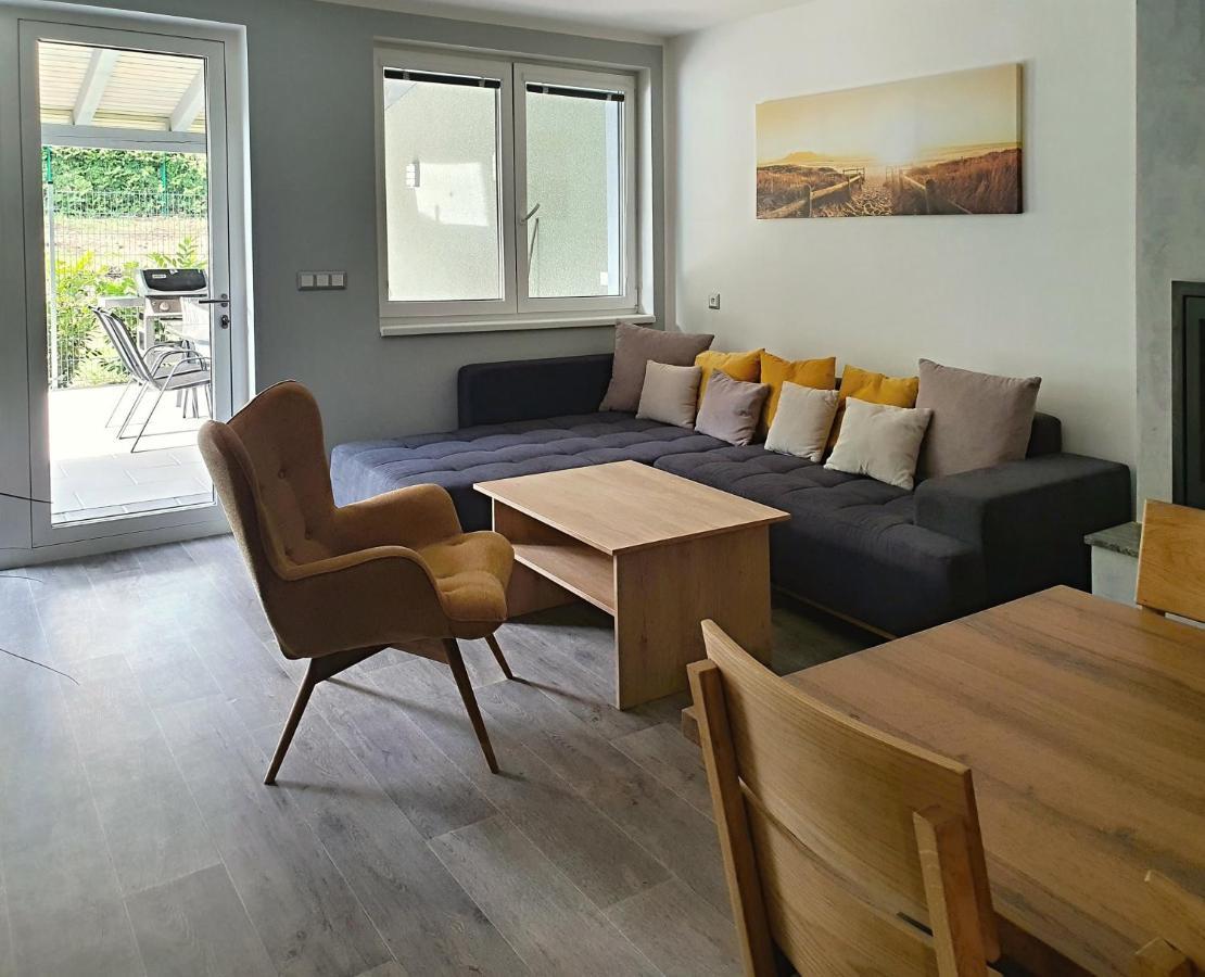 Rezidence Bělehradská Apartamento Most Exterior foto