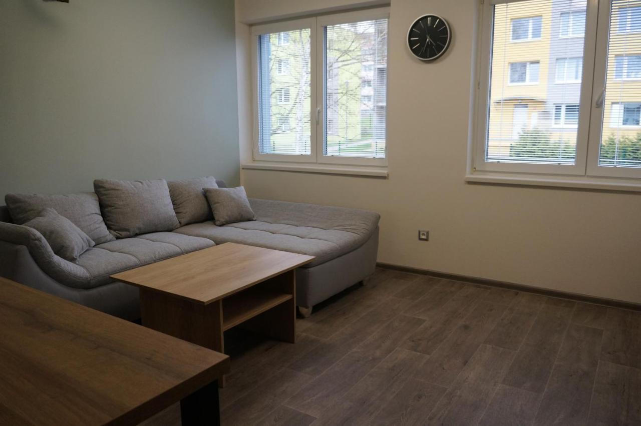 Rezidence Bělehradská Apartamento Most Exterior foto